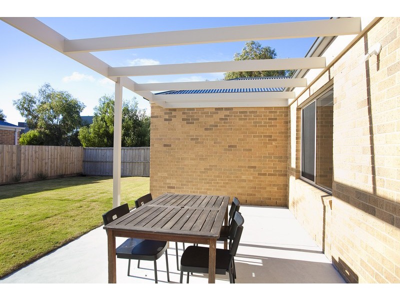 18 Rippleside Drive, Torquay VIC 3228