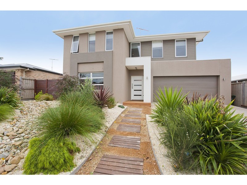 48 Centreside Drive, Torquay VIC 3228