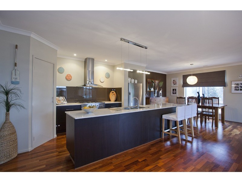 48 Centreside Drive, Torquay VIC 3228