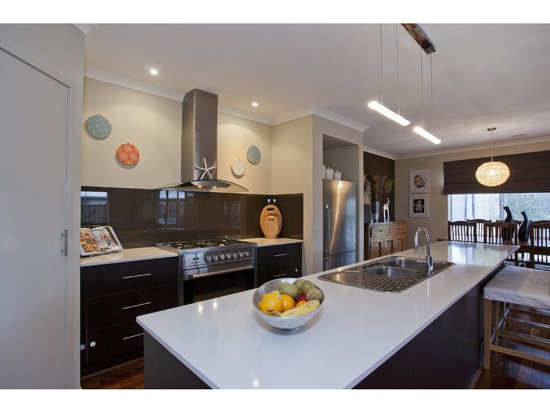 48 Centreside Drive, Torquay VIC 3228