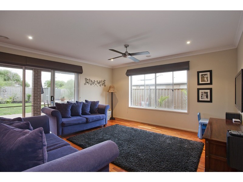 48 Centreside Drive, Torquay VIC 3228