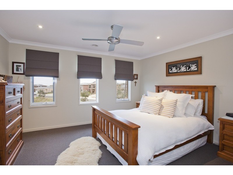 48 Centreside Drive, Torquay VIC 3228