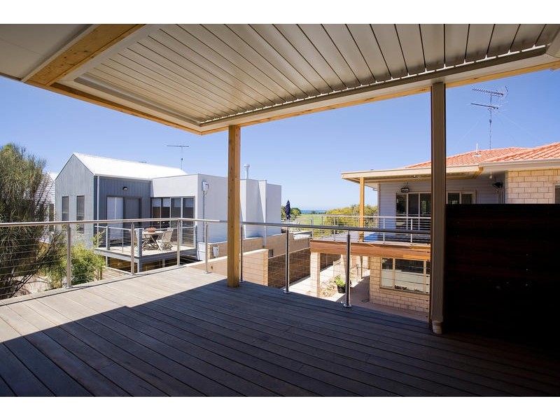 2/3 Hoylake Avenue, Jan Juc VIC 3228