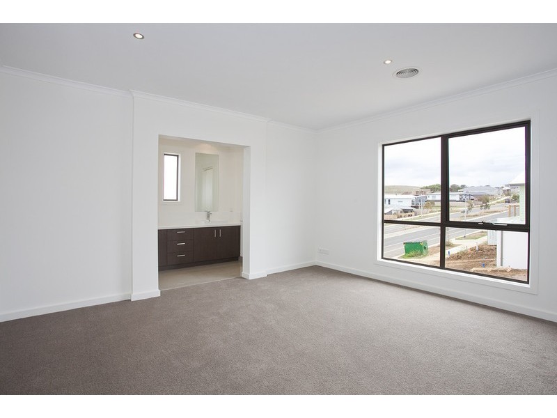 29 Eton Road, Torquay VIC 3228