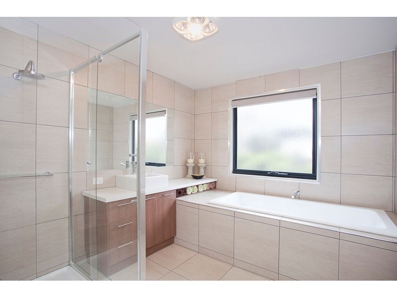 2 Marner Close, Jan Juc VIC 3228