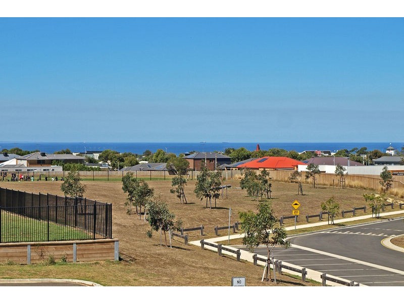 20 Eton Road, Torquay VIC 3228