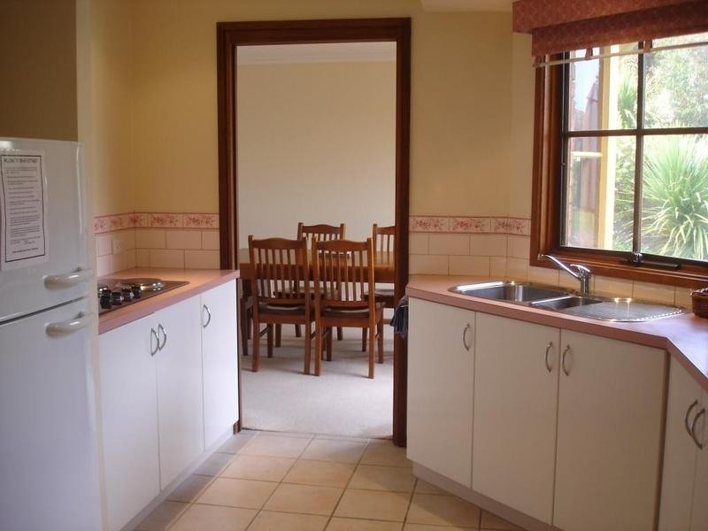 38 Aquilla Avenue, Torquay VIC 3228