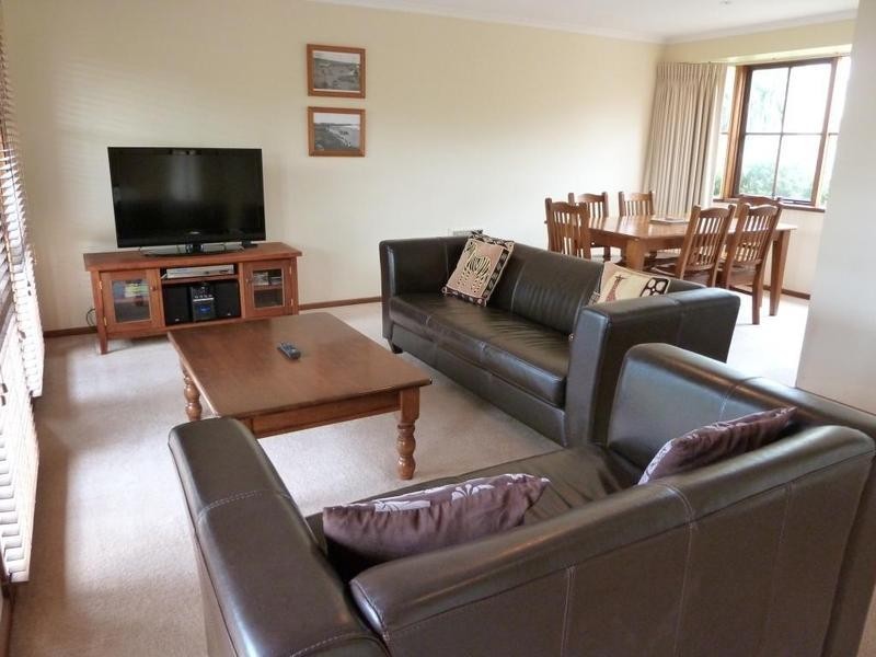 38 Aquilla Avenue, Torquay VIC 3228