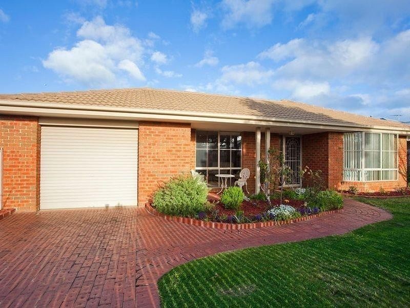 28  Holyhead Drive, Torquay VIC 3228