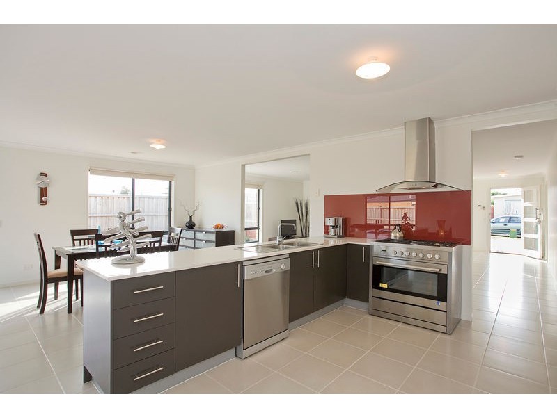 35 Centreside Drive, Torquay VIC 3228