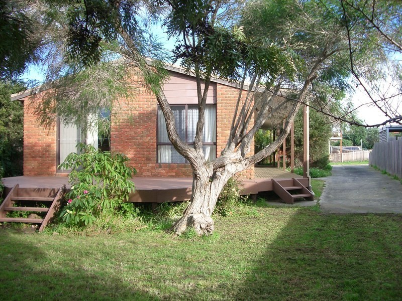 20  Endeavour Drive, Torquay VIC 3228