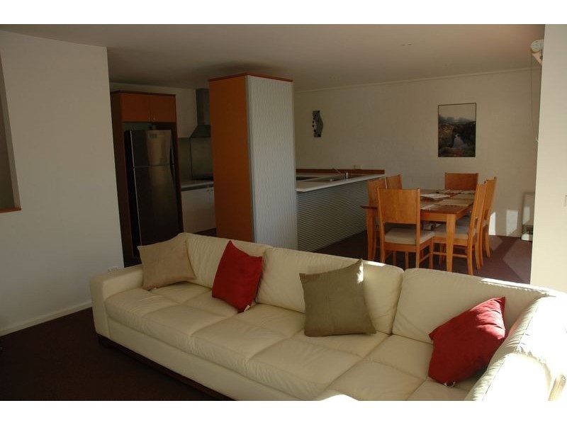 2/23 Carnoustie Avenue, Jan Juc VIC 3228