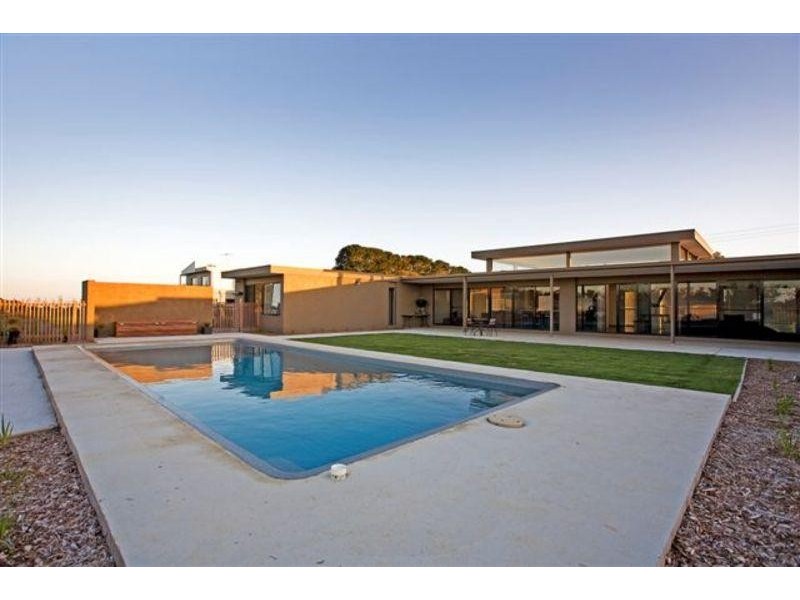 296 Grossmans Road, Torquay VIC 3228