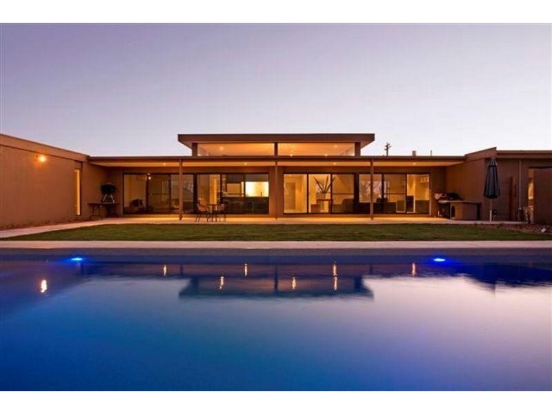 296 Grossmans Road, Torquay VIC 3228