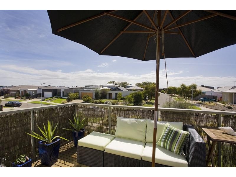 19 Conside Crescent, Torquay VIC 3228