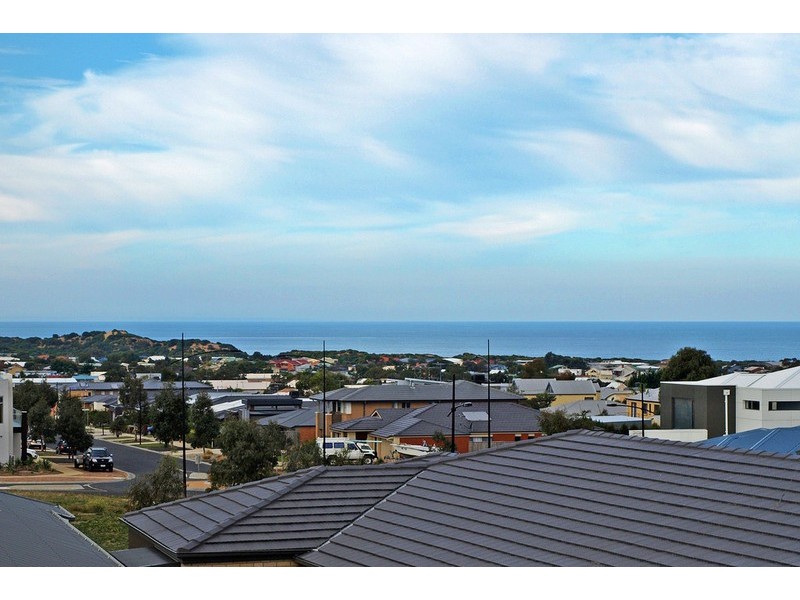 4 Point Close, Torquay VIC 3228