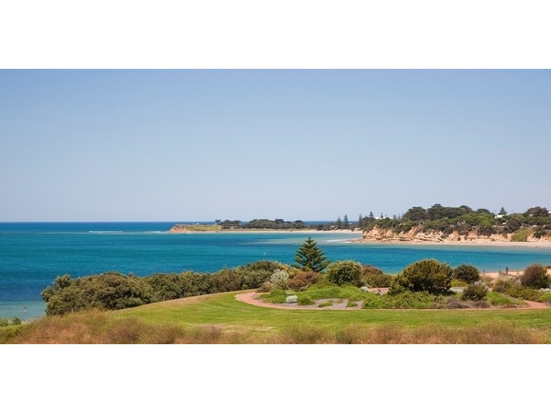 4 Point Close, Torquay VIC 3228