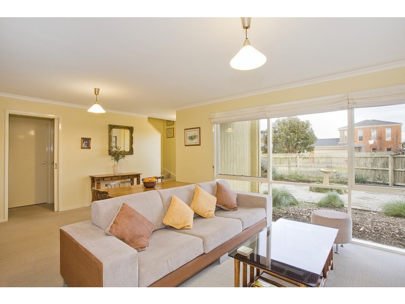 11 Norfolk Boulevard, Torquay VIC 3228