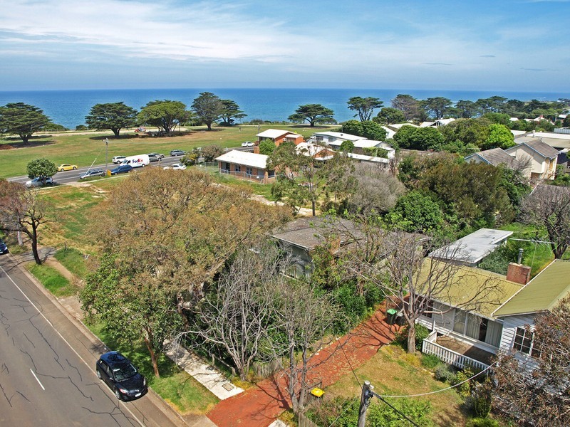 1 Zeally Bay Road, Torquay VIC 3228