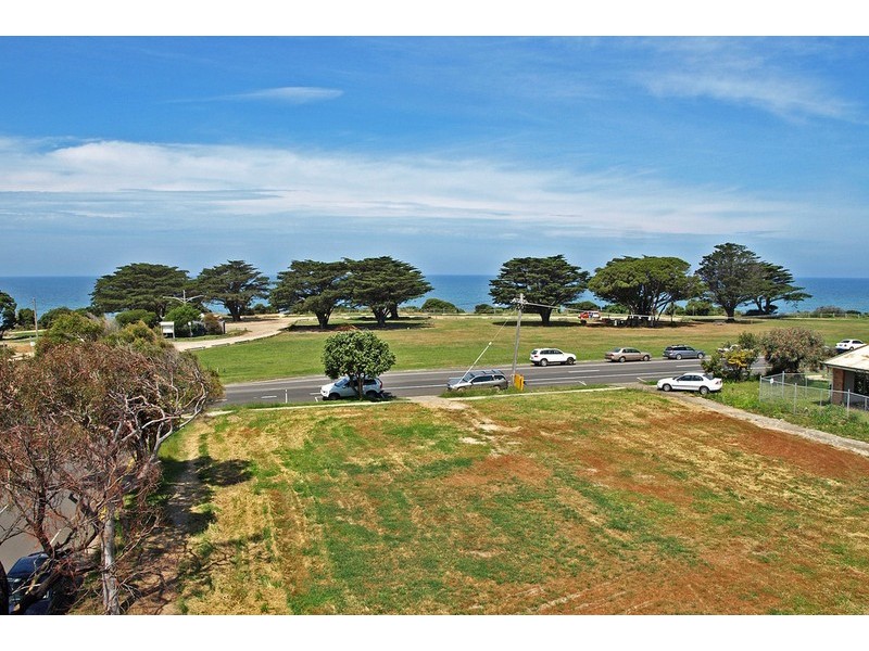 1 Zeally Bay Road, Torquay VIC 3228