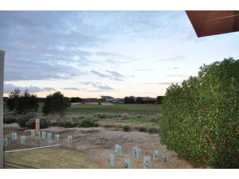 21 Ballyliffen Crescent, Torquay VIC 3228