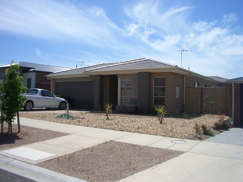 96 Centreside Drive, Torquay VIC 3228