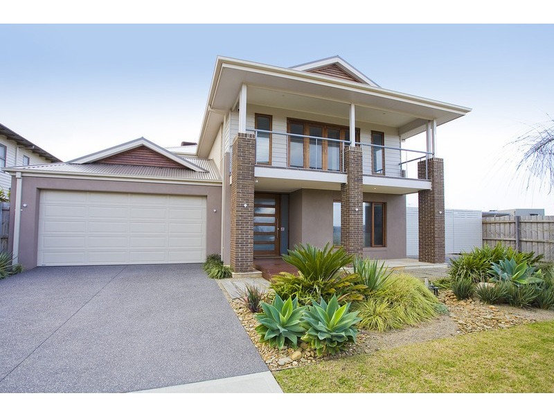 21 Bass Drive, Torquay VIC 3228