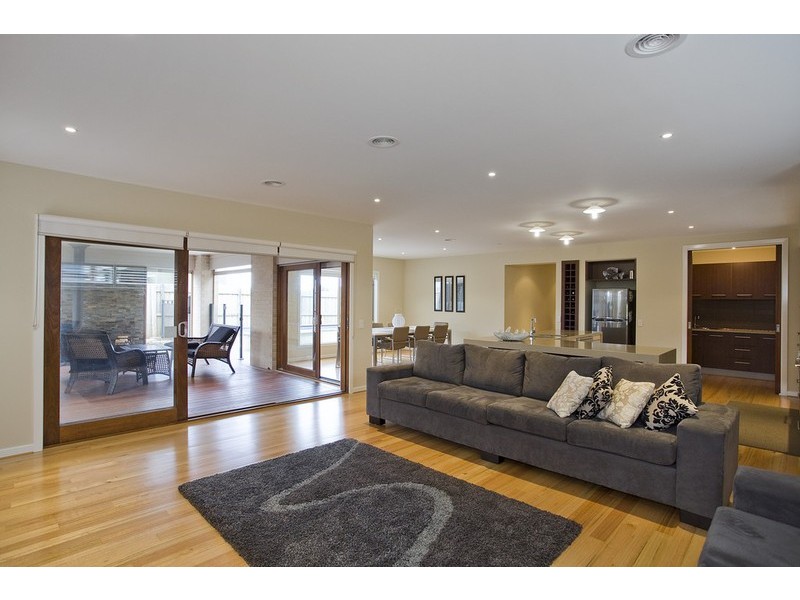 21 Bass Drive, Torquay VIC 3228