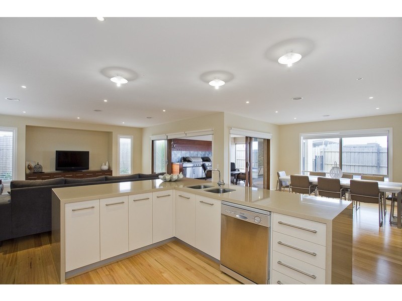 21 Bass Drive, Torquay VIC 3228