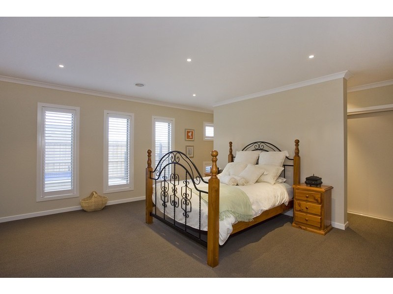 21 Bass Drive, Torquay VIC 3228