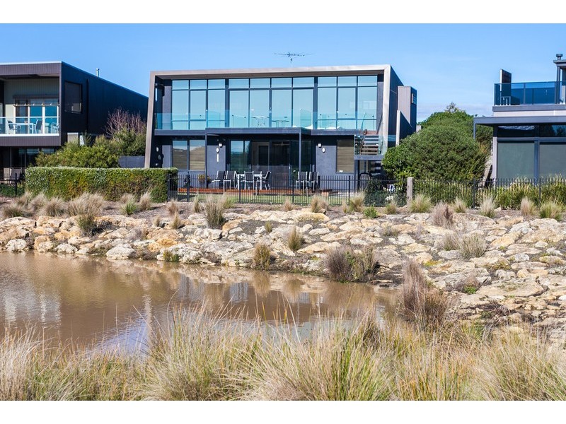 11 Gleneagles Close, Torquay VIC 3228