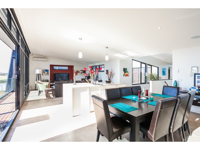 11 Gleneagles Close, Torquay VIC 3228