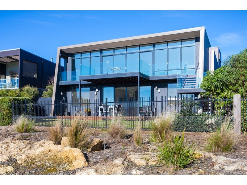 11 Gleneagles Close, Torquay VIC 3228