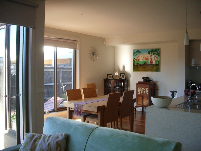 2H Riverside Drive, Torquay VIC 3228