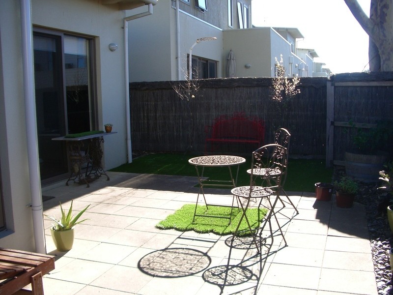 2H Riverside Drive, Torquay VIC 3228