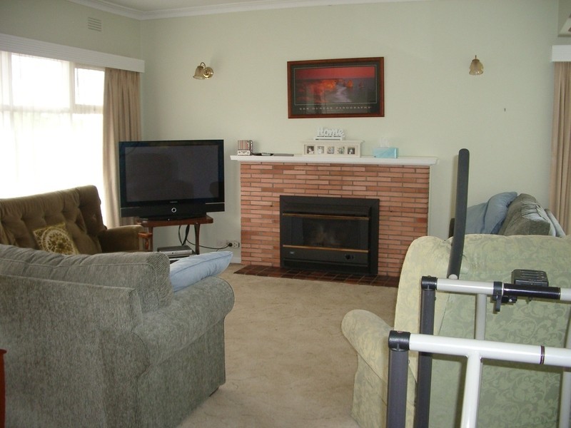63 Fischer Street, Torquay VIC 3228