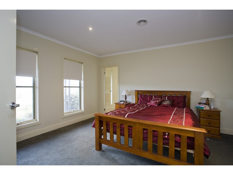 16 Seahaze Drive, Torquay VIC 3228