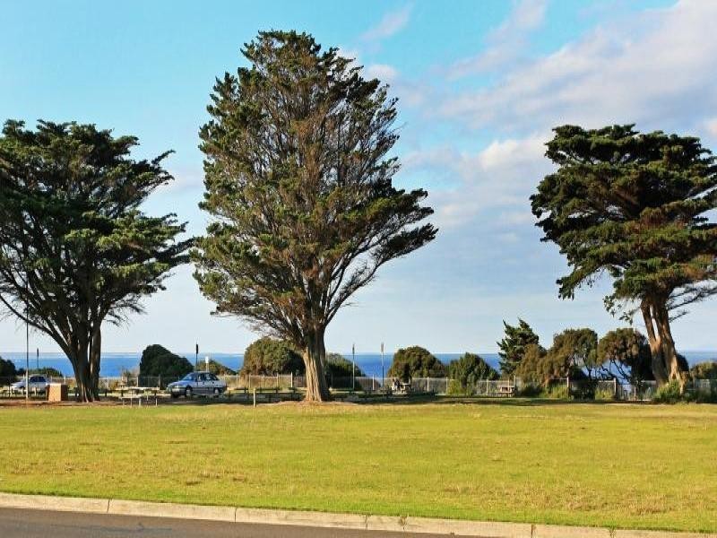 39 The Esplanade, Torquay VIC 3228