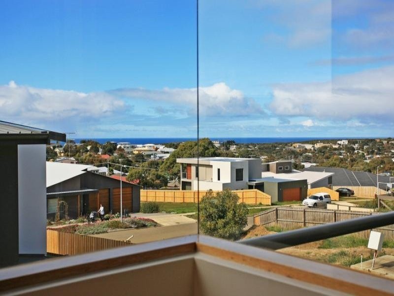 11 Seaview Rise, Jan Juc VIC 3228