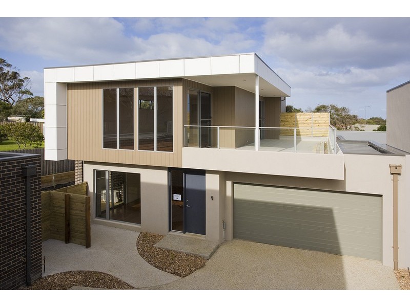 3/20-22 Surf Coast Highway, Torquay VIC 3228