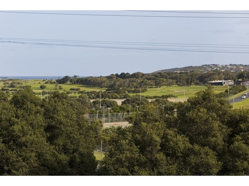 3/20-22 Surf Coast Highway, Torquay VIC 3228