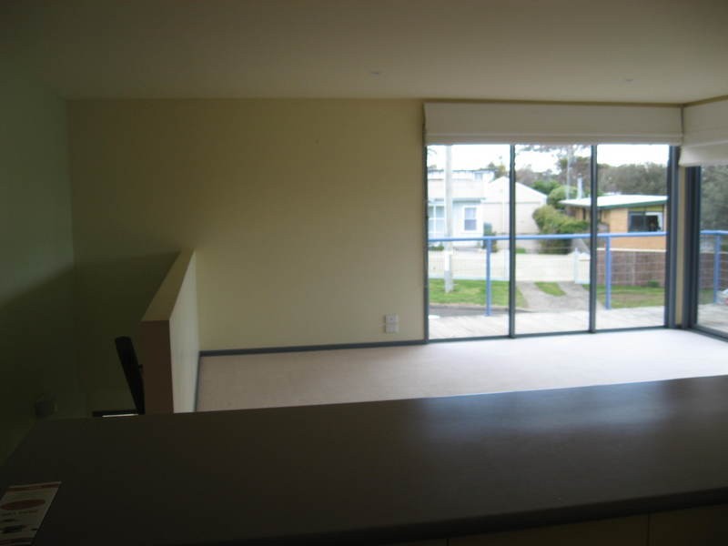 1/11 Cowrie  Road, Torquay VIC 3228