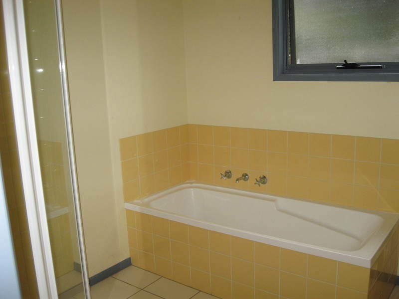 1/11 Cowrie  Road, Torquay VIC 3228