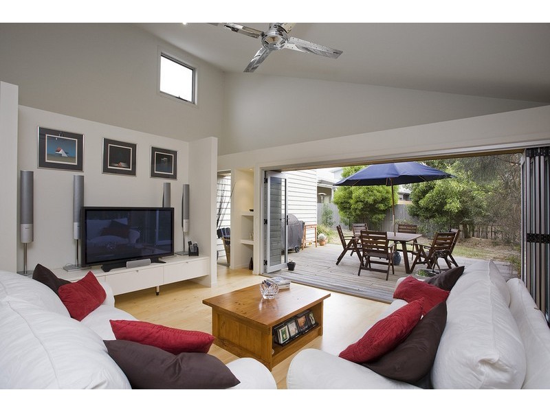 40 Loch Lomond Crescent, Torquay VIC 3228