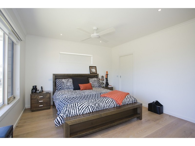 2/3 Hoylake Avenue, Jan Juc VIC 3228