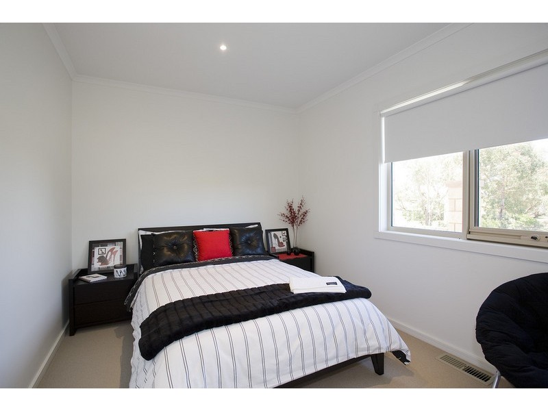 2/3 Hoylake Avenue, Jan Juc VIC 3228