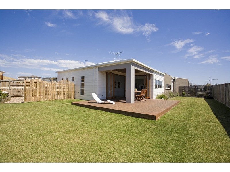 15 Nautical Rise, Torquay VIC 3228
