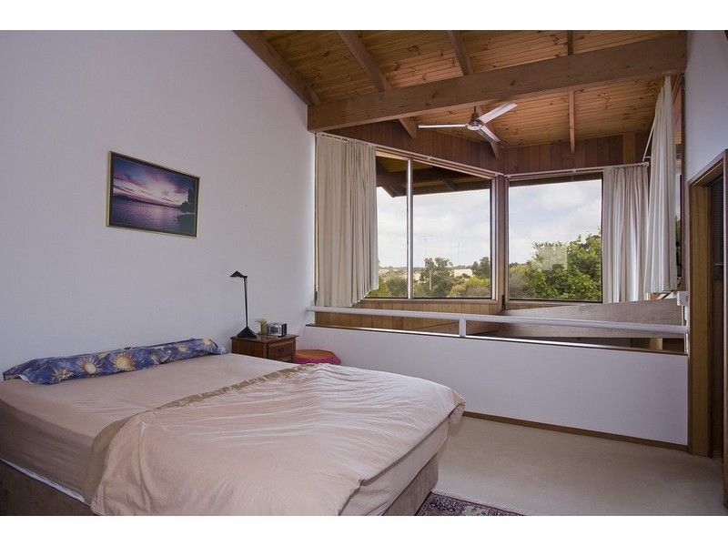 26 Alleyne Avenue, Torquay VIC 3228