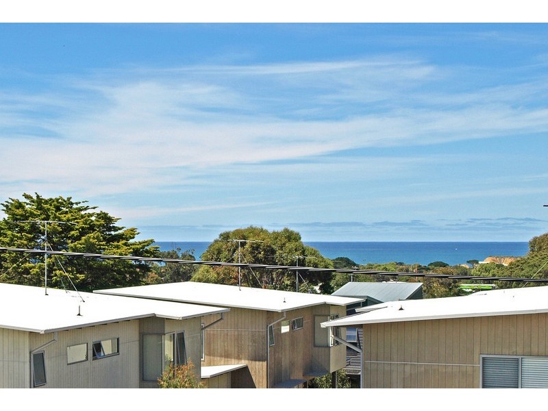 42 Anderson Street, Torquay VIC 3228