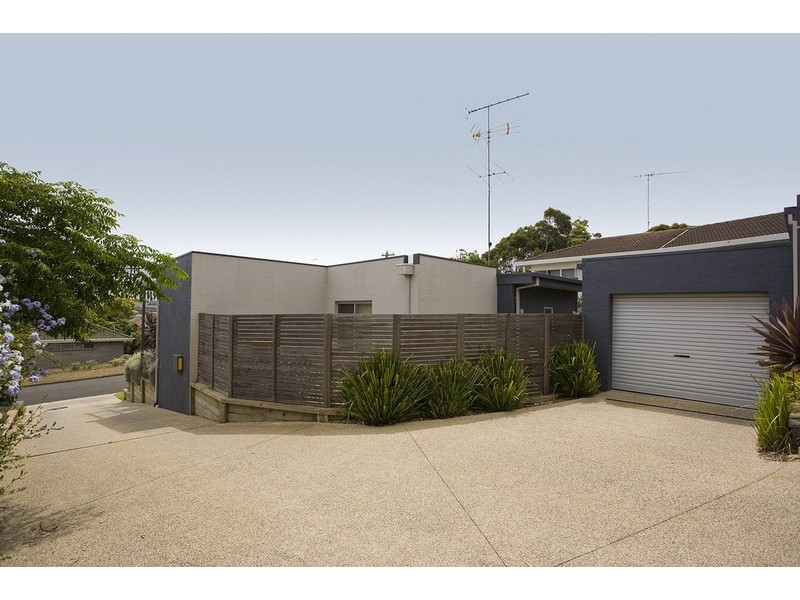 1/22 Rocklea Drive, Torquay VIC 3228